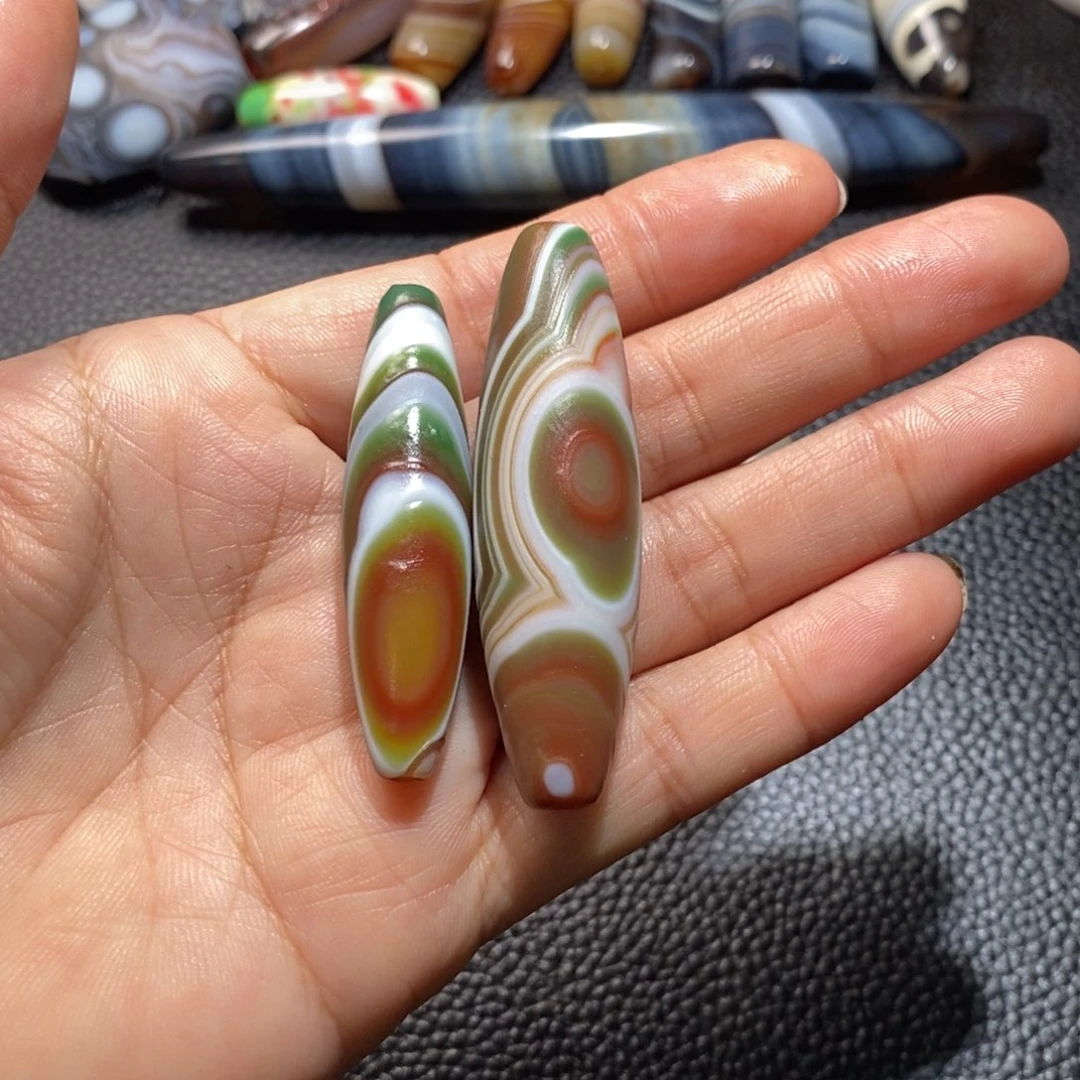 未镶嵌颈饰玛瑙/玉髓狼*