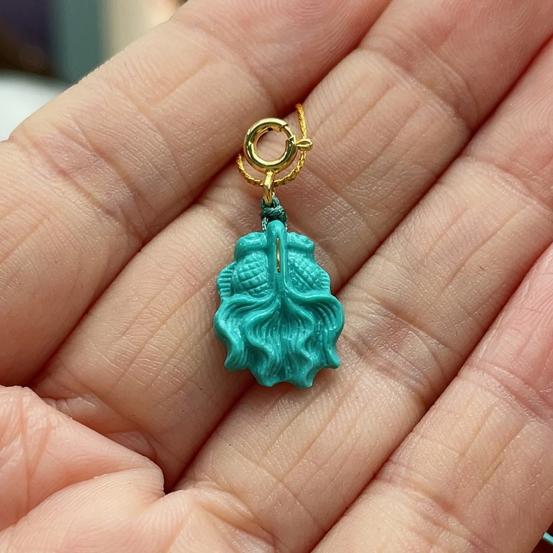 绿松石颈饰未镶嵌