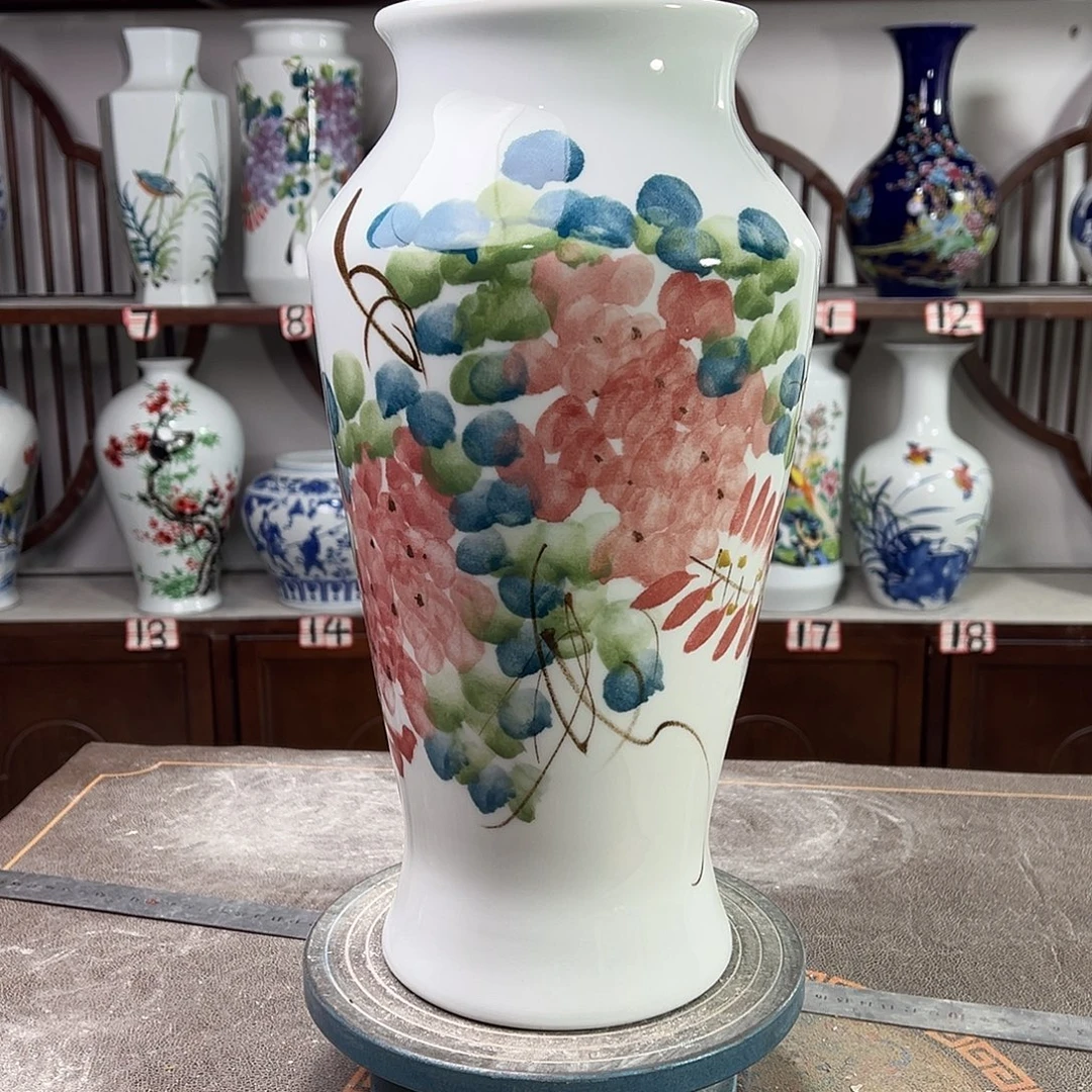 陶摆件景德镇陶瓷大鱼红紫