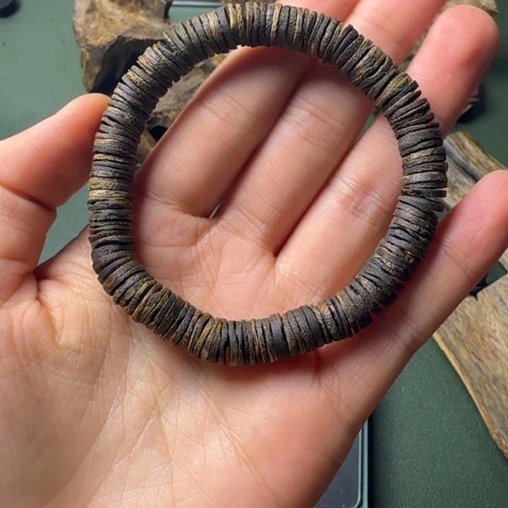 沉香手串随*海南张勺子皮油沉水老料8克