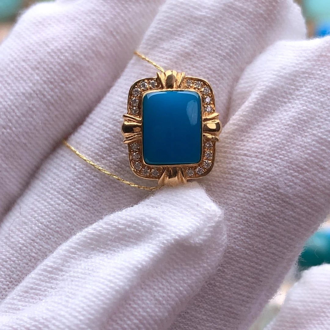 18K金镶嵌绿松石耳饰