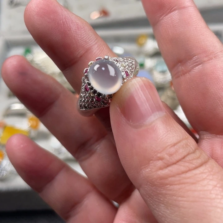 翡翠未镶嵌颈饰缅甸天然翡翠