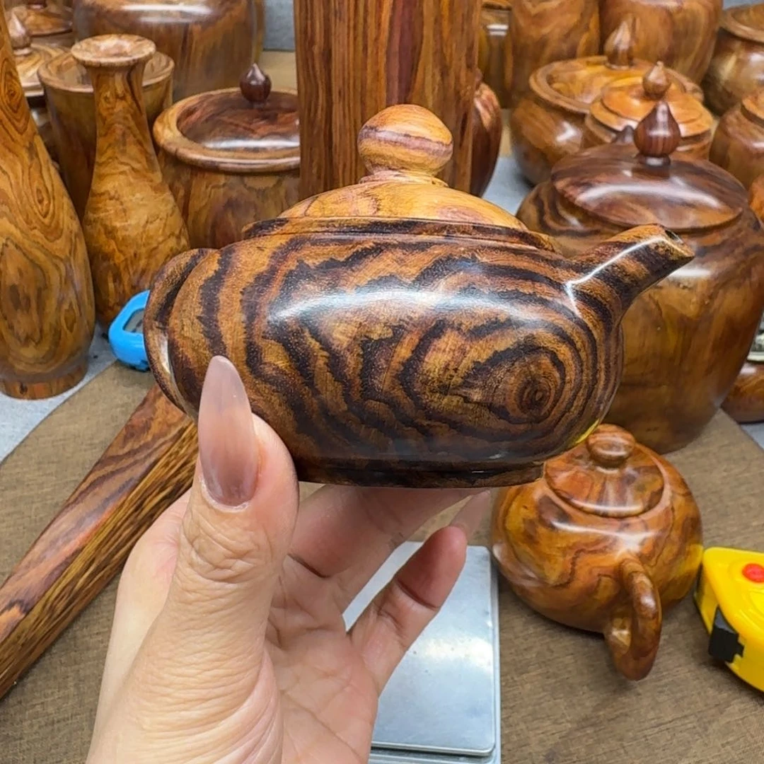 黄花梨/降香黄檀狐*倩