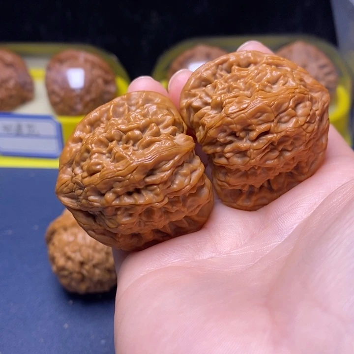 文玩核桃把件40虎头王