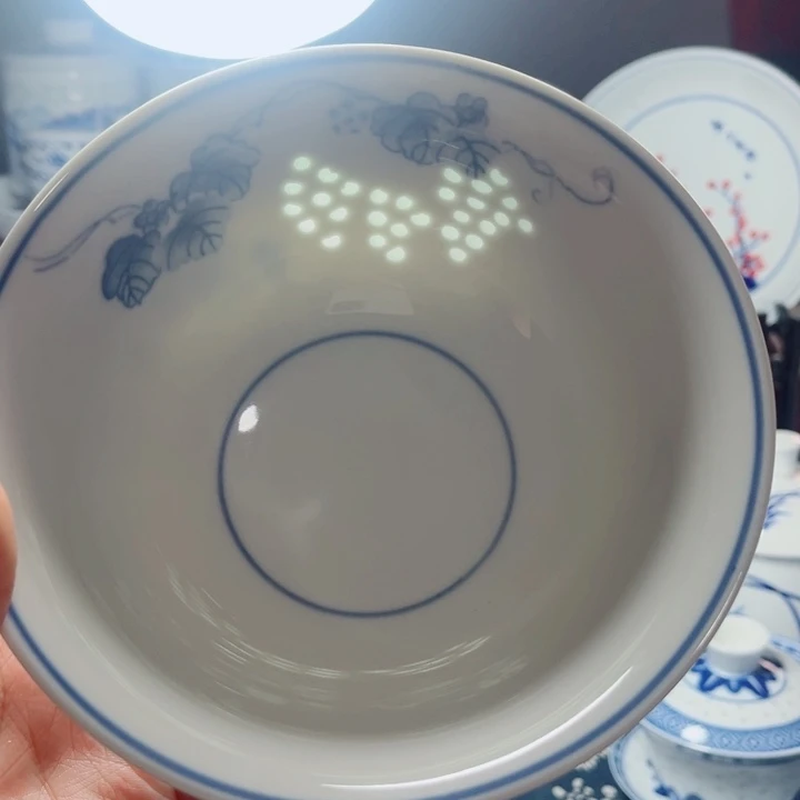 青花玲珑6寸面碗葡萄