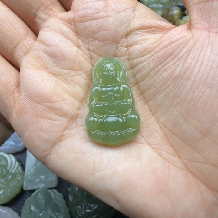 和田玉未镶嵌珠宝奇石