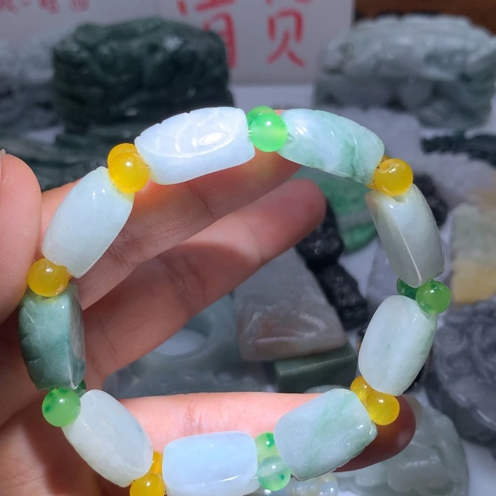 翡翠未镶嵌颈饰保真天然A货翡翠