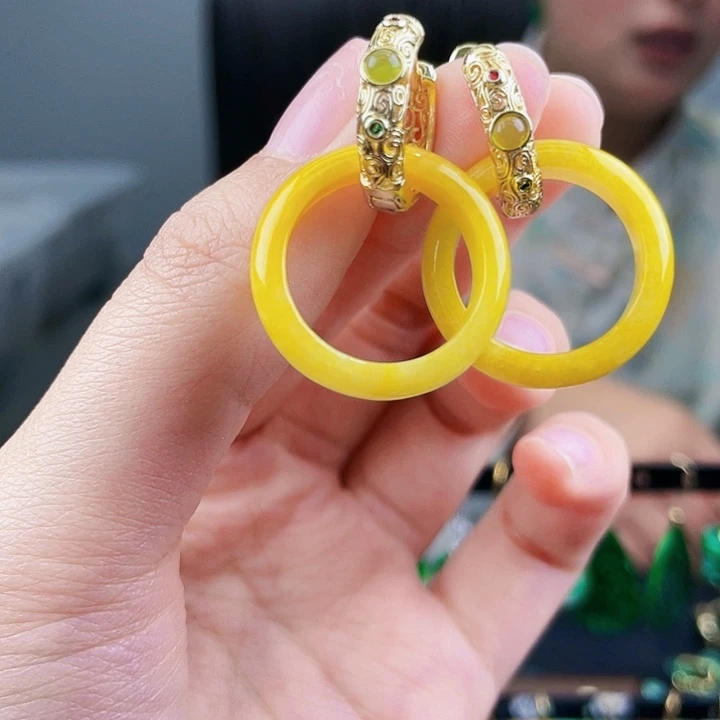 翡翠耳饰未镶嵌饰品