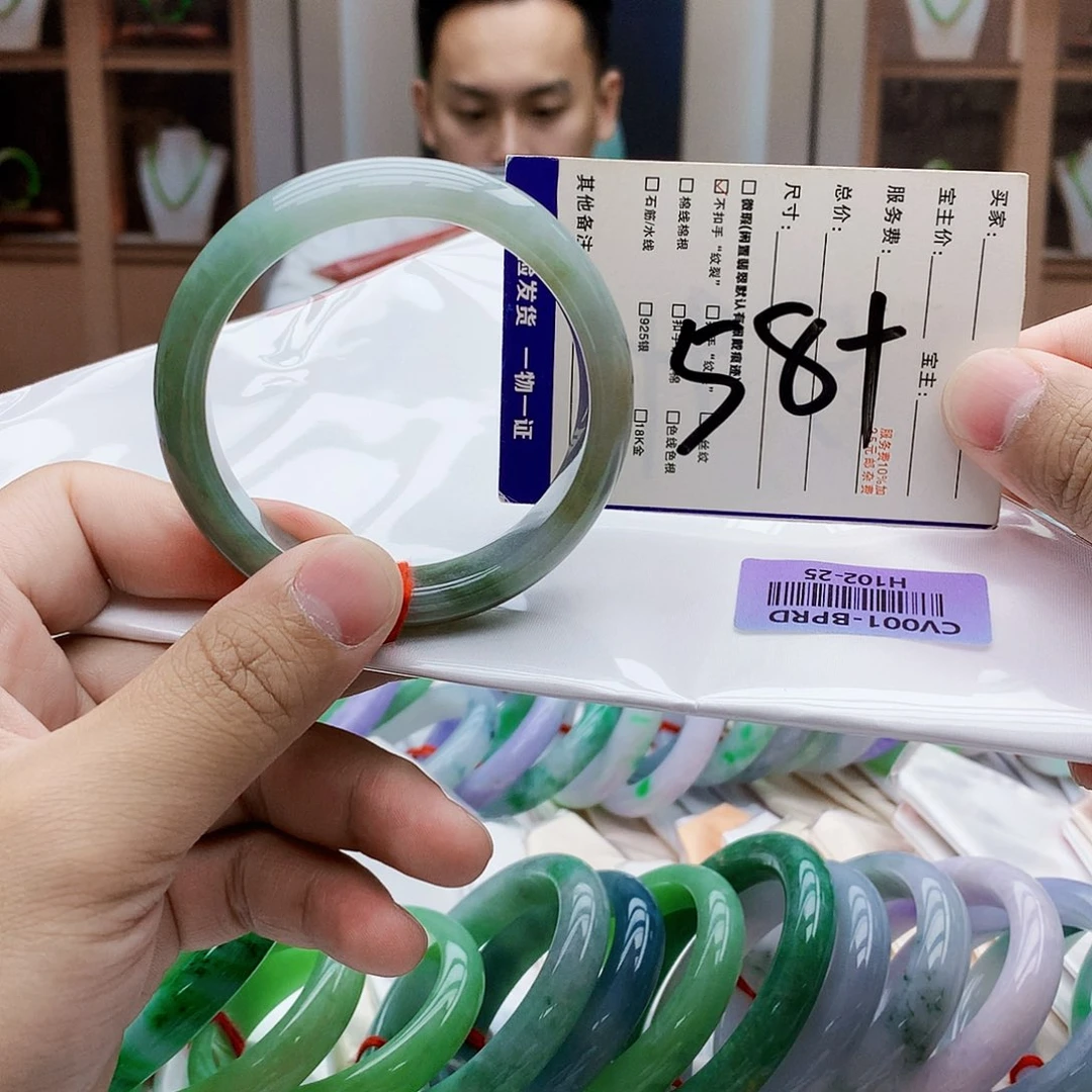 未镶嵌手镯翡翠gjffhcf
