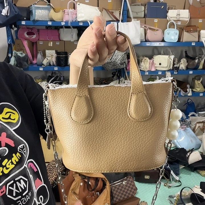 塑料232健健康康平平安安