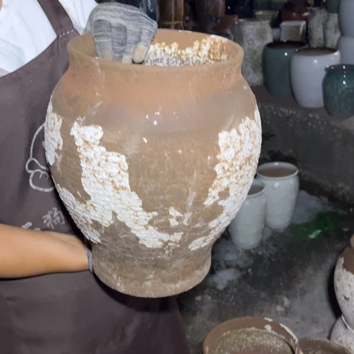 口20高31瑕疵掉釉严重