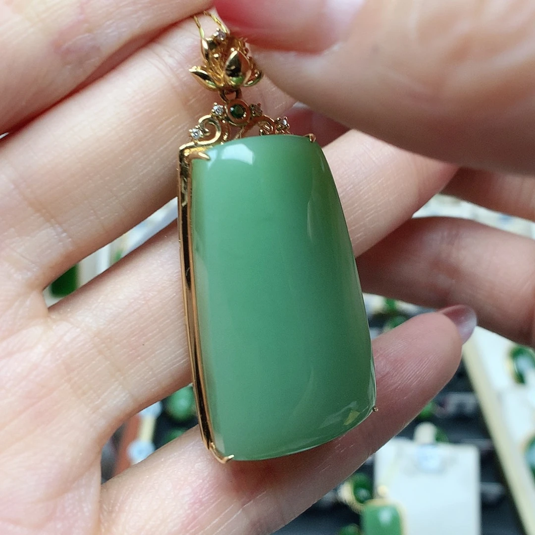 和田玉（碧玉）18K金镶嵌颈饰33