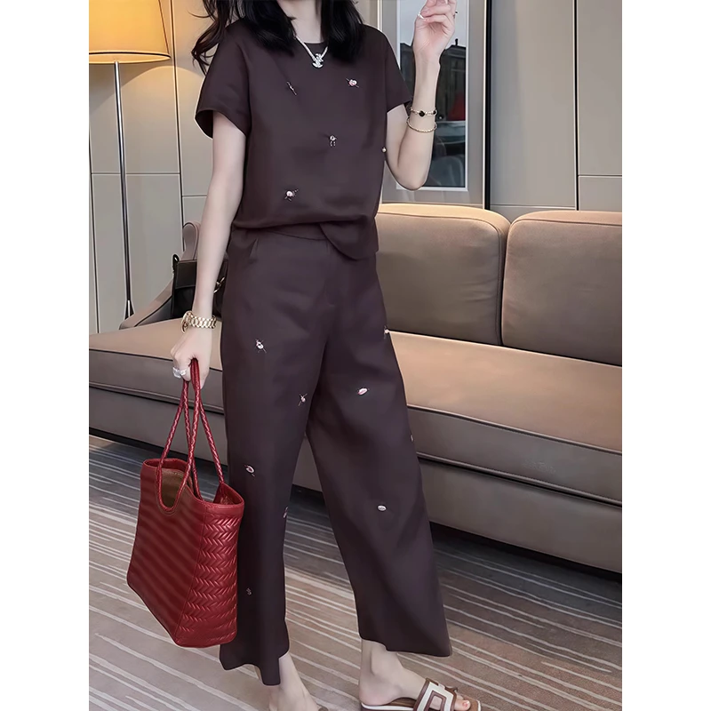 2025年夏季新款时尚套装女薄款气质百搭上衣休闲阔腿八分裤两件套