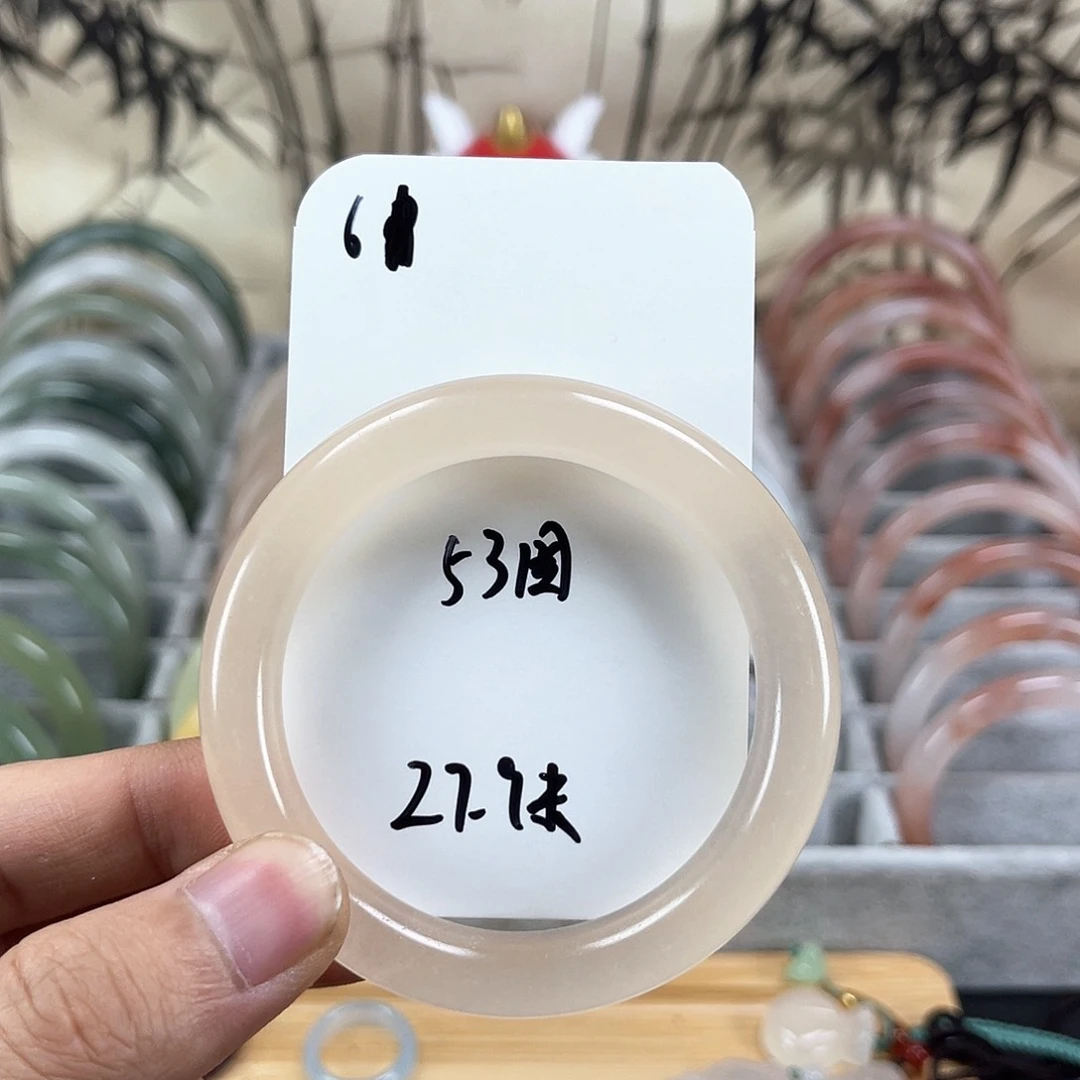 石英质玉手镯未镶嵌61