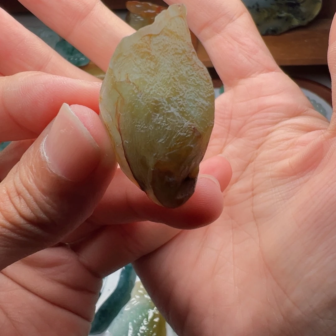 定制翡翠未镶嵌不包工