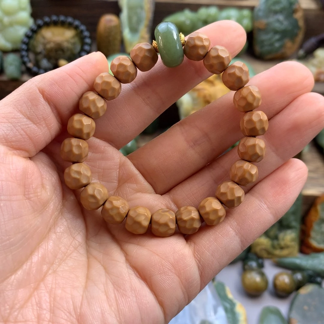 未镶嵌岫岩老玉（透闪石质玉）珠宝奇石