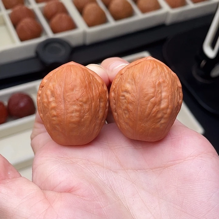 幻***狼文玩核桃把件核桃