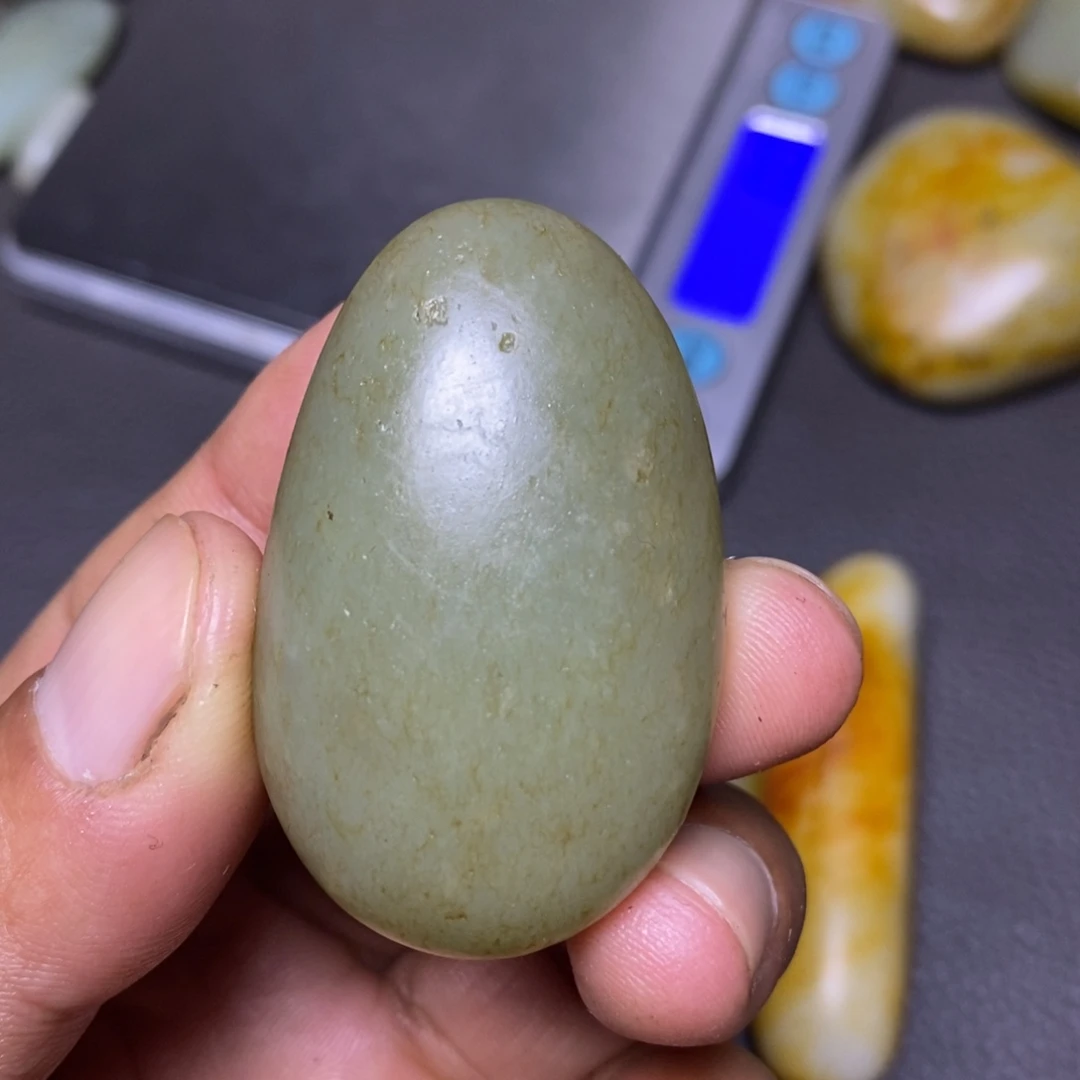 和田玉（糖玉）未镶嵌挂件