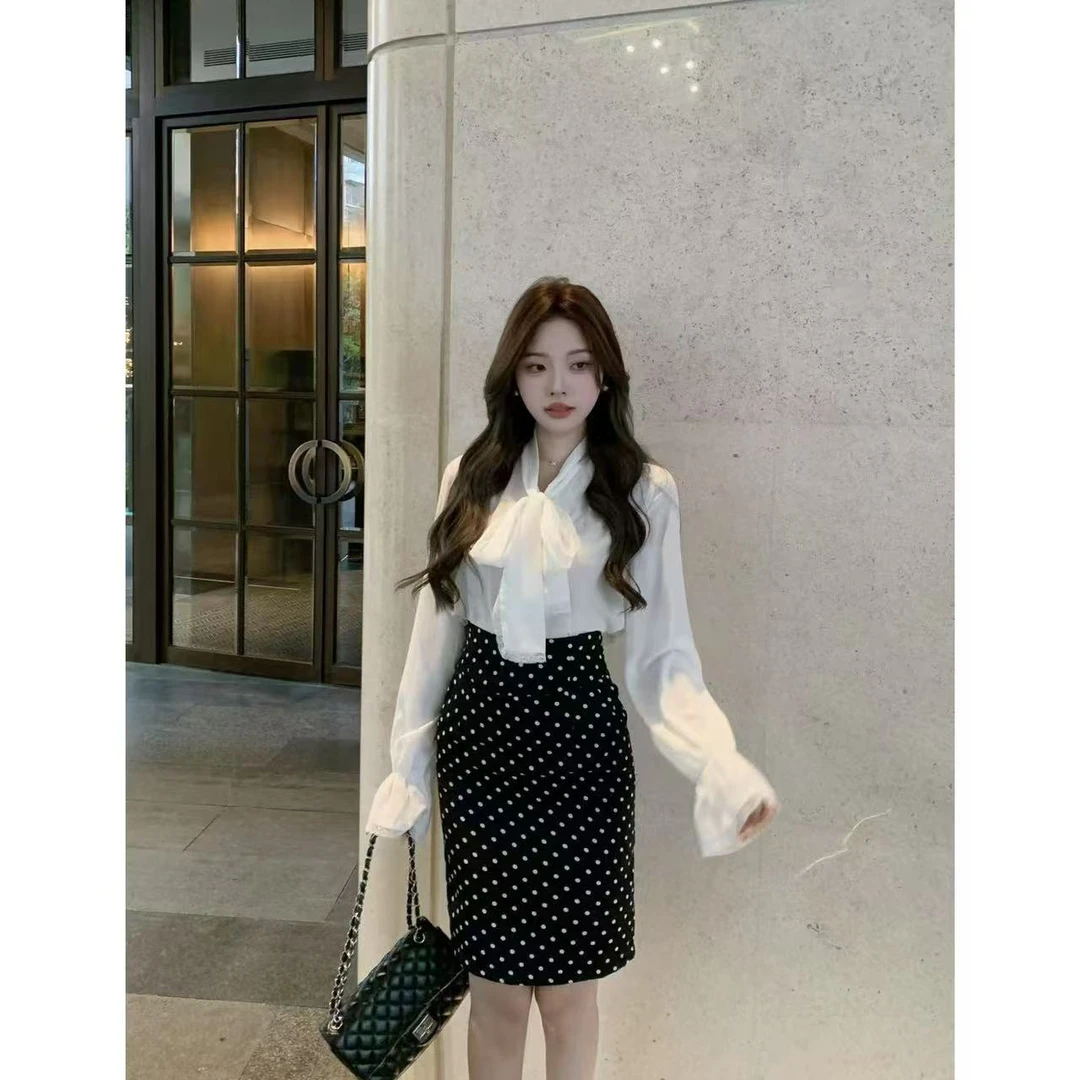 SZA【春日来信】春季新款复古性蝴蝶结气质蕾丝拼接长袖衬衫A-1579