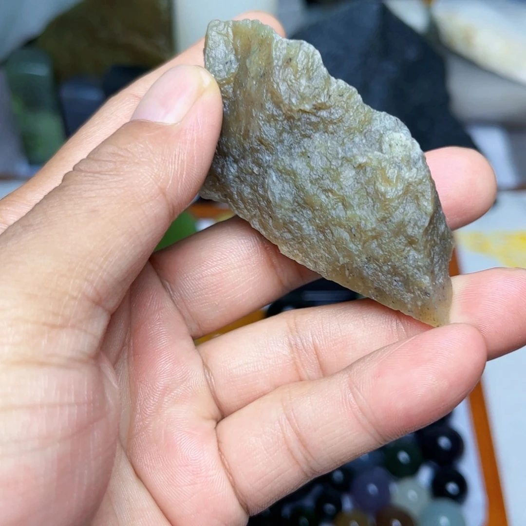 未镶嵌和田玉（糖玉）珠宝半成品