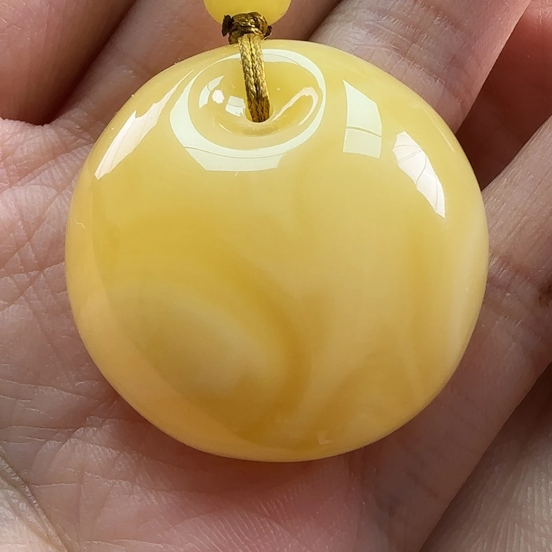 蜜蜡未镶嵌珠宝奇石