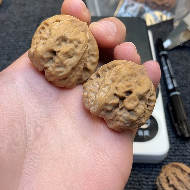 有***安文玩核桃吊坠蛤蟆