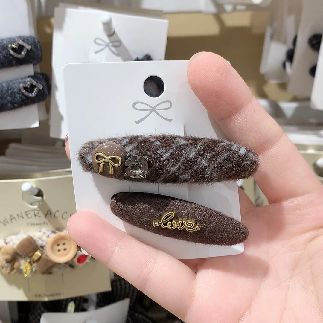 布艺非金属咖色鸭嘴