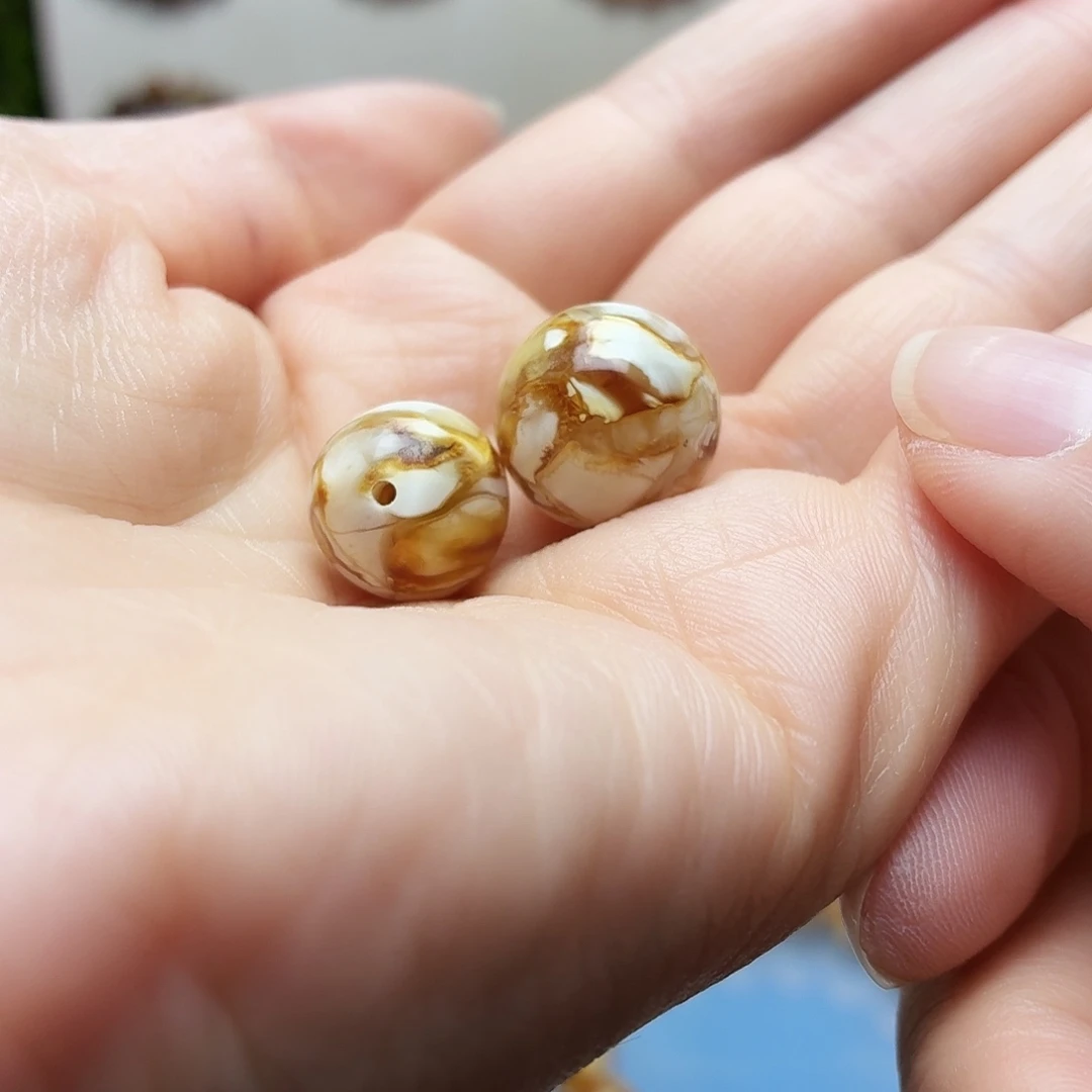 G***F沁色圆珠单珠两颗13+15