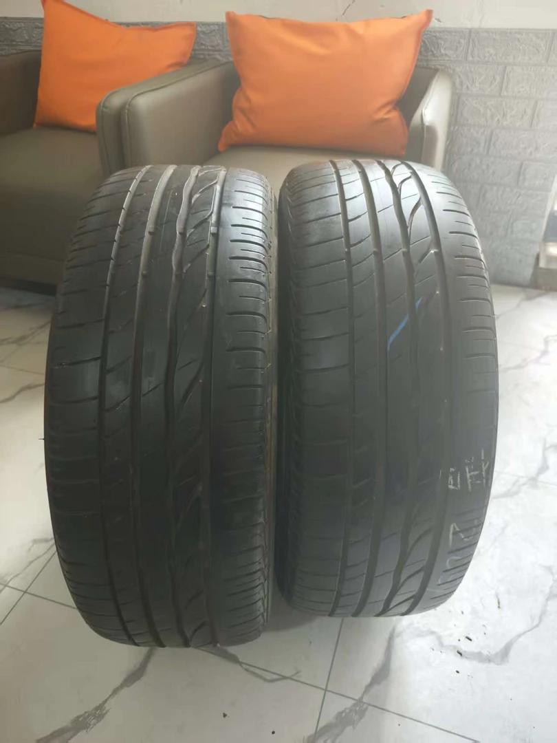 16寸 235精品拆车轮胎 性价比高 质量保证 售后有保障