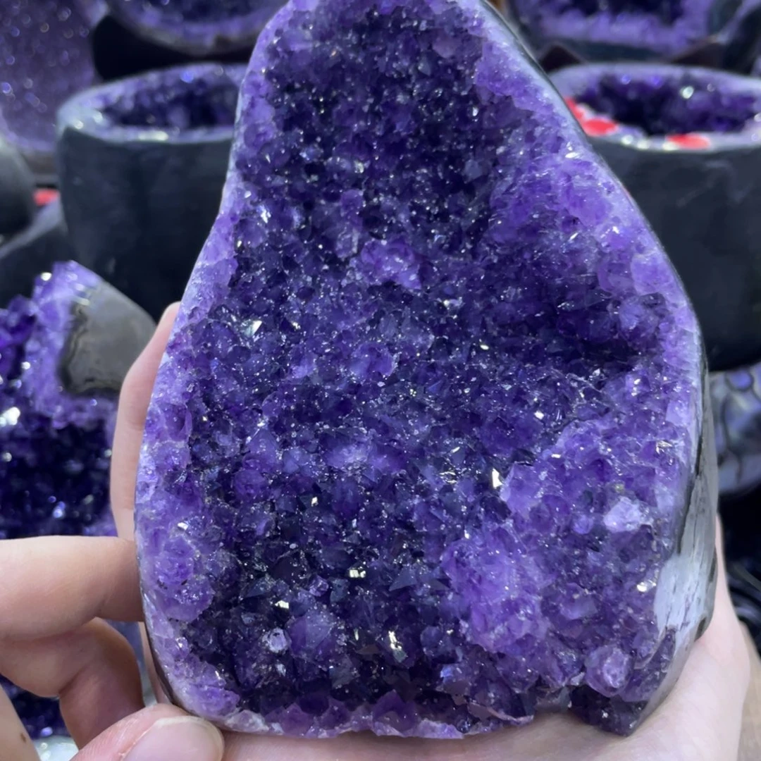 未镶嵌水晶珠宝半成品