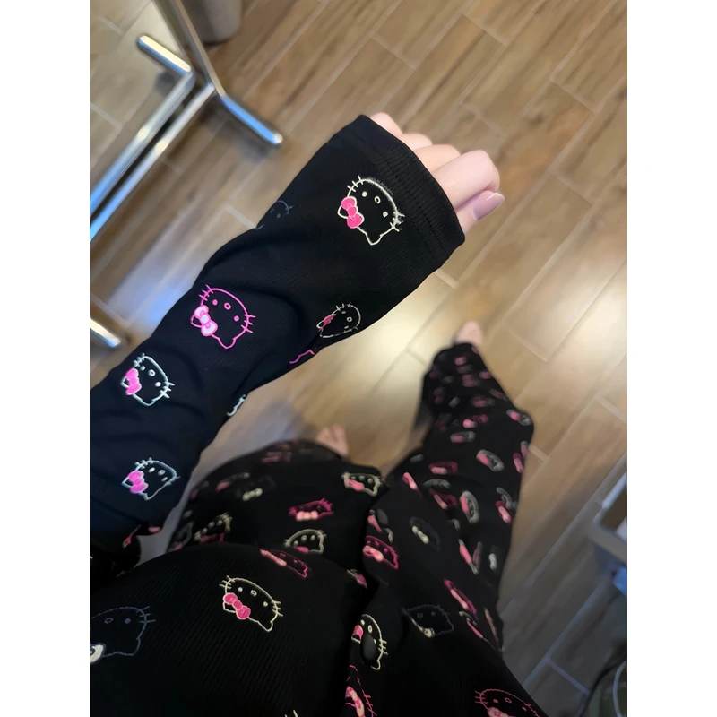 【暗黑凯蒂猫】2025新款甜美风带胸垫睡衣女款印花春秋季家居服套装