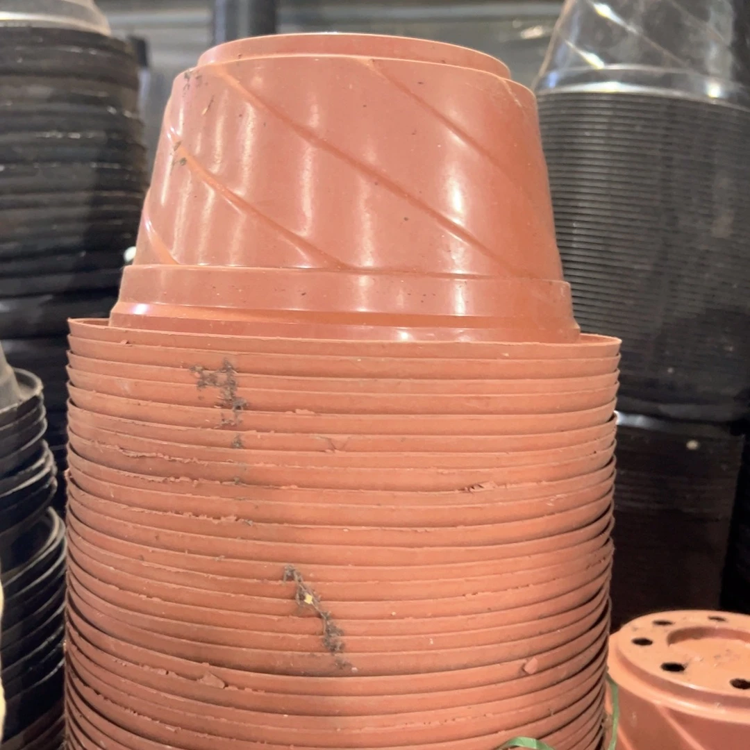 红色螺纹盆21口径11高 20个