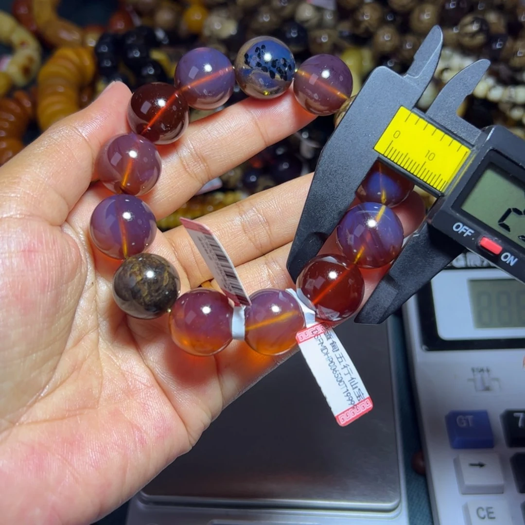 未镶嵌琥珀珠宝奇石998