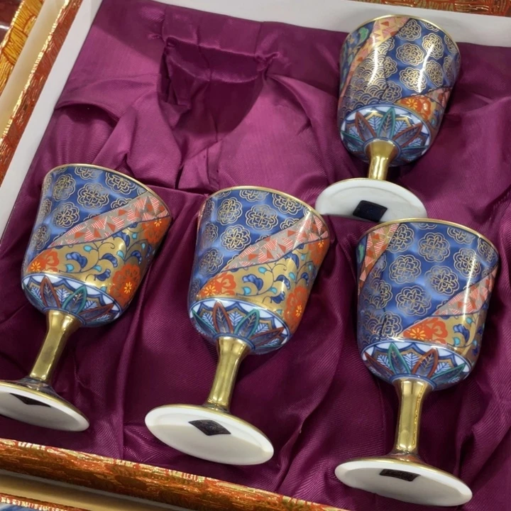 渣***喵金葡萄瓷器欢迎您