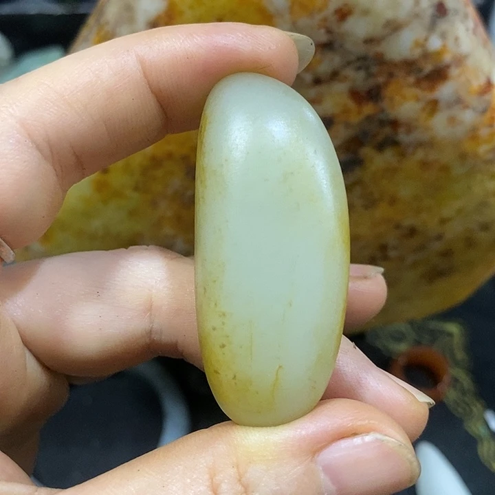 未镶嵌和田玉（糖玉）挂件