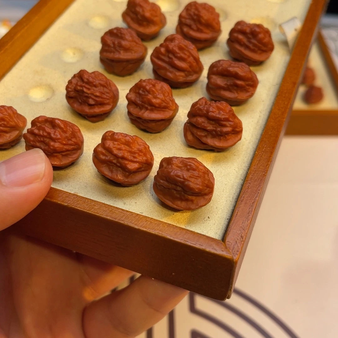 文玩核桃手串蛤蟆头