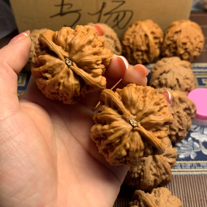 吊坠文玩核桃从***山粗筋