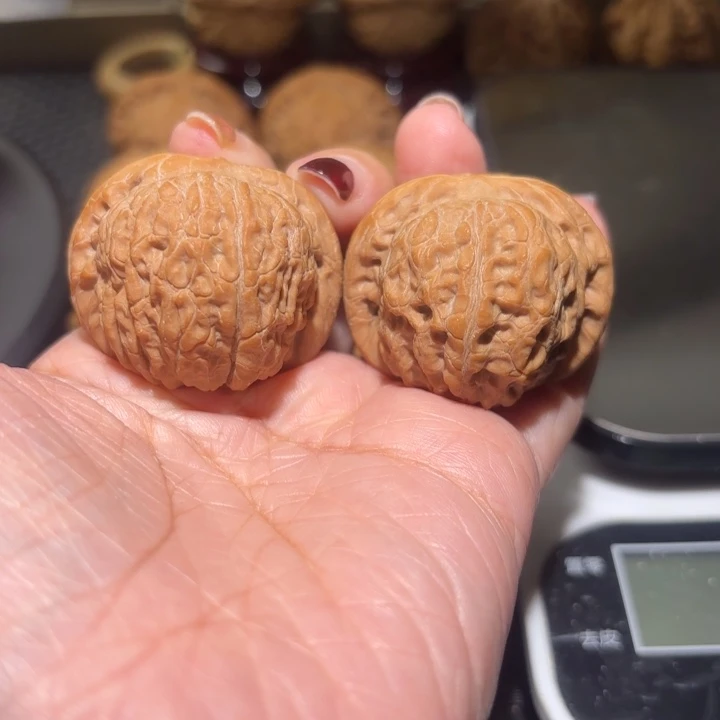 把件文玩核桃37血麒麟