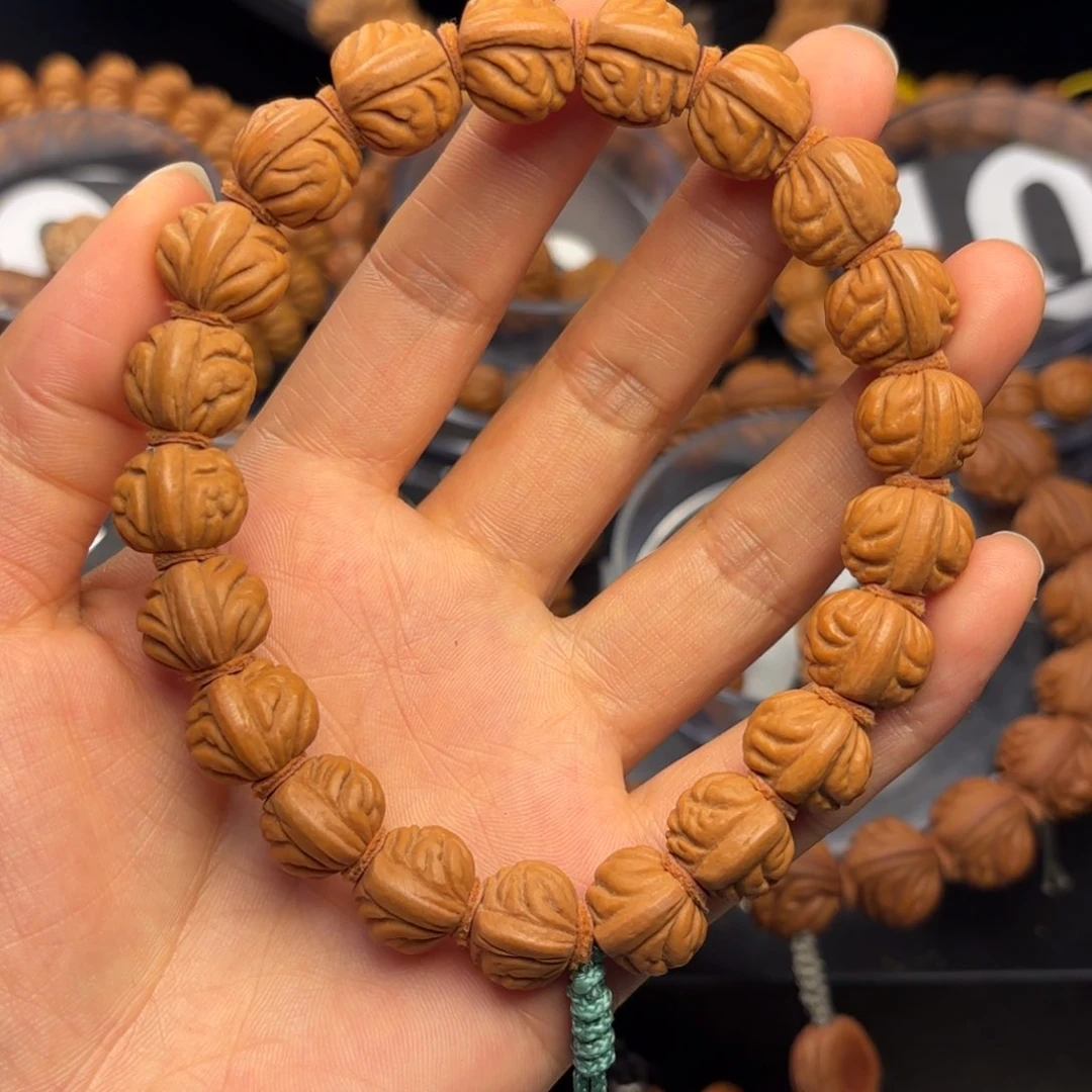 桃核吊坠金蟾1.3尺寸