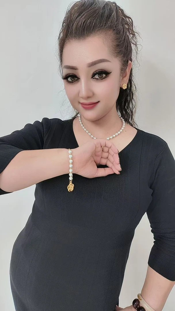 非金属仿珍珠吊坠 玫瑰花吊坠仿珍项链女 项坠送妈妈女朋友礼物