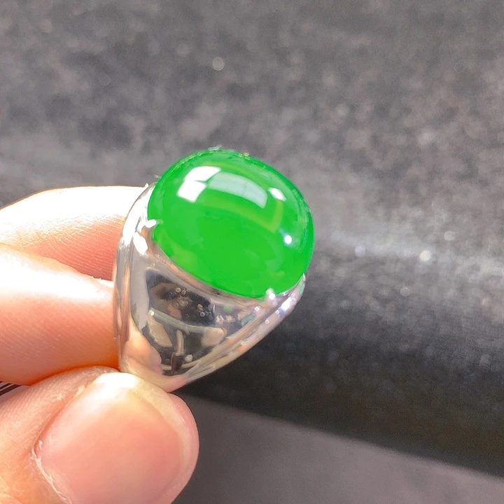 【闪购商品】翡翠颈饰银S925镶嵌翡翠