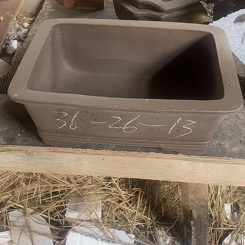 紫砂中国宜兴紫砂花盆，