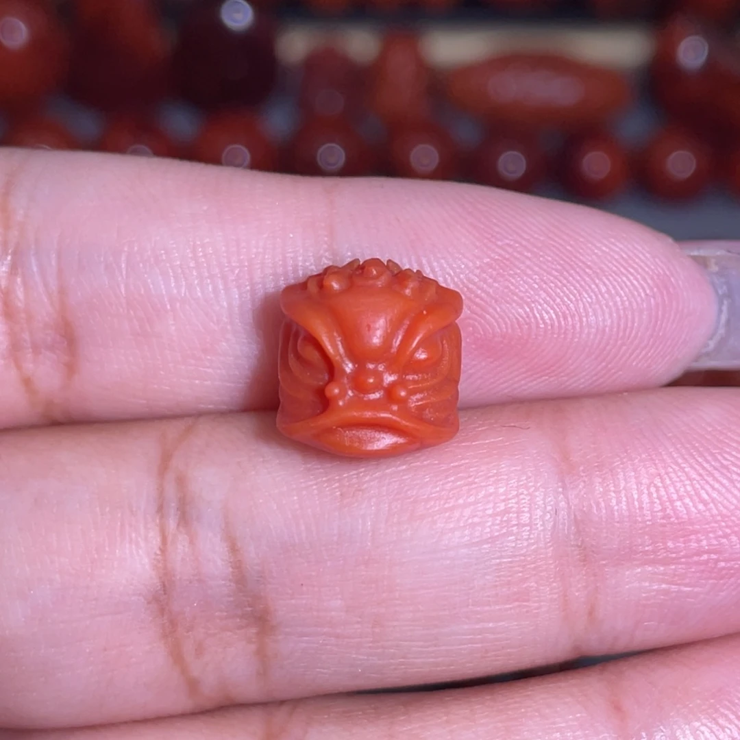 南红玛瑙未镶嵌醒狮