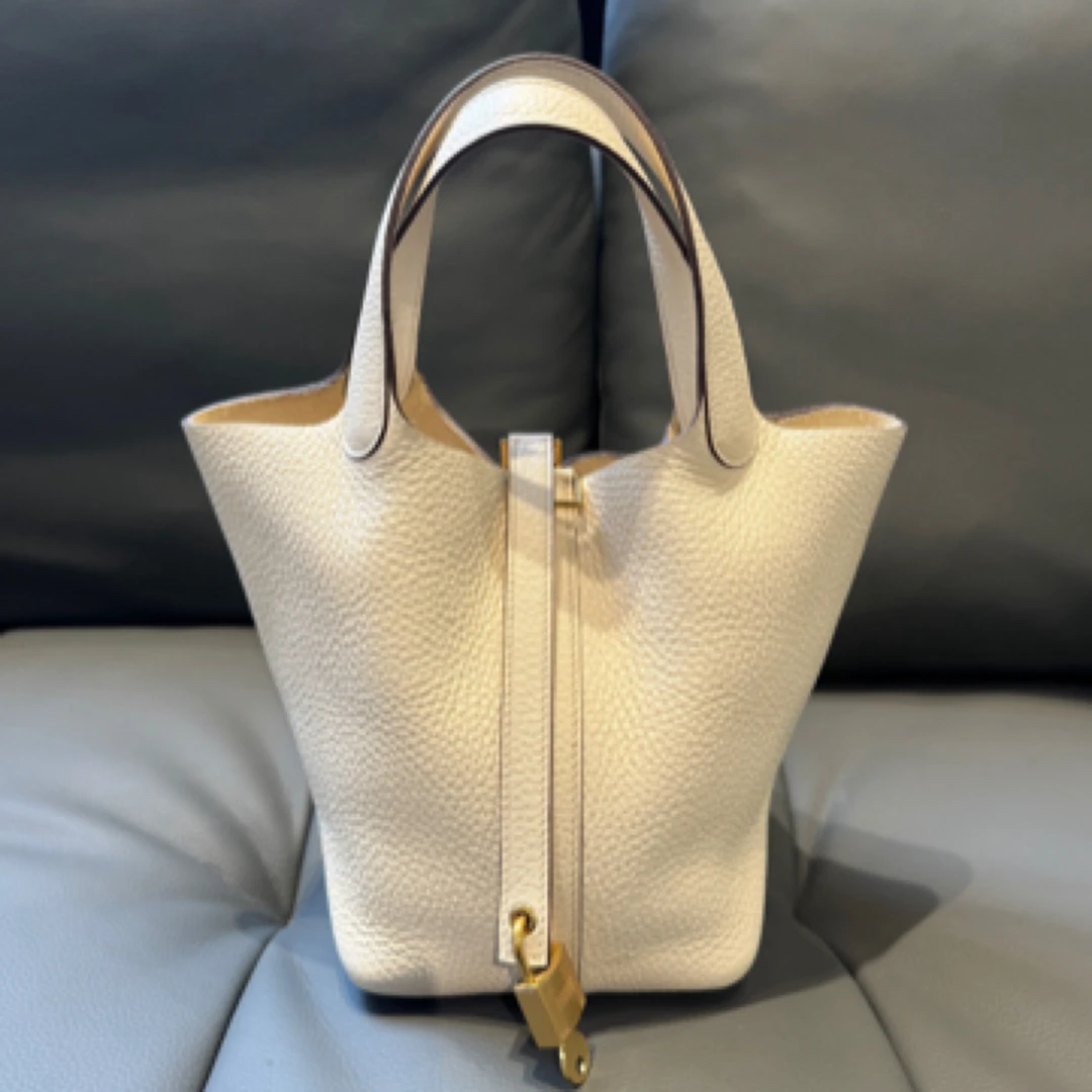 99新 Hermes/爱马仕 奶油白 菜篮子18 z刻 手提包