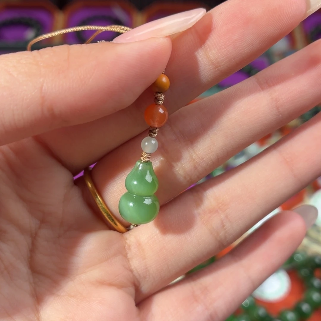 和田玉（碧玉）未镶嵌颈饰