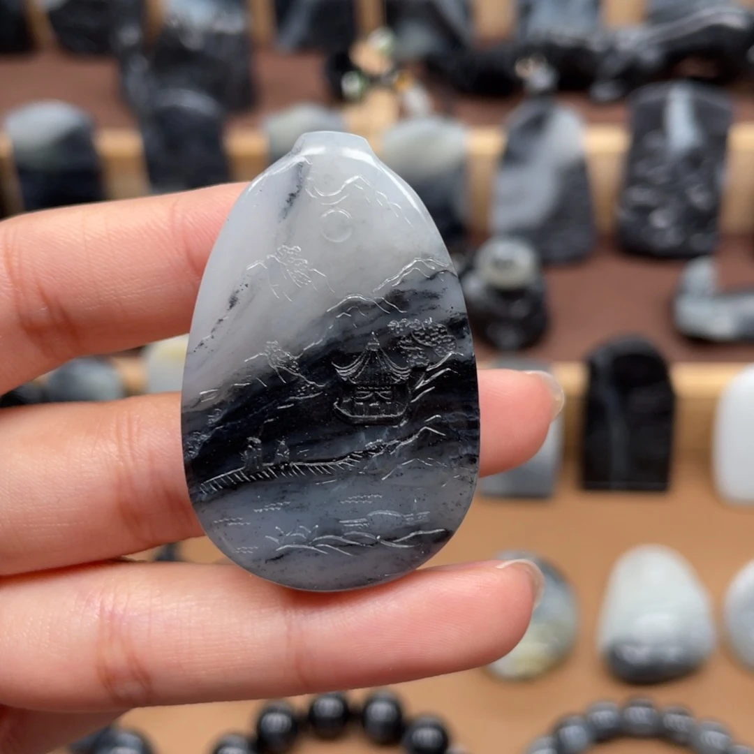 和田玉颈饰未镶嵌