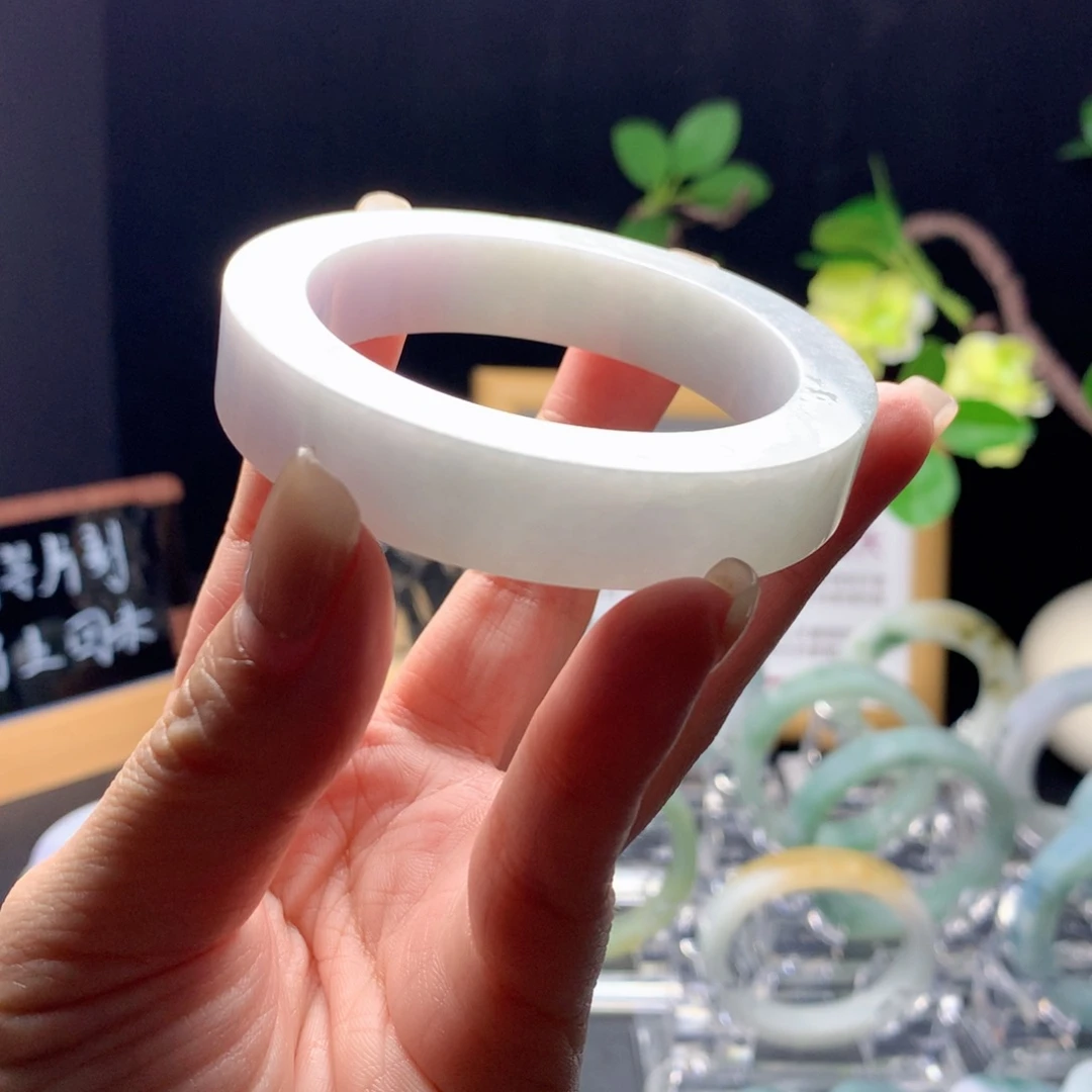 定制翡翠未镶嵌翡翠手镯53_55
