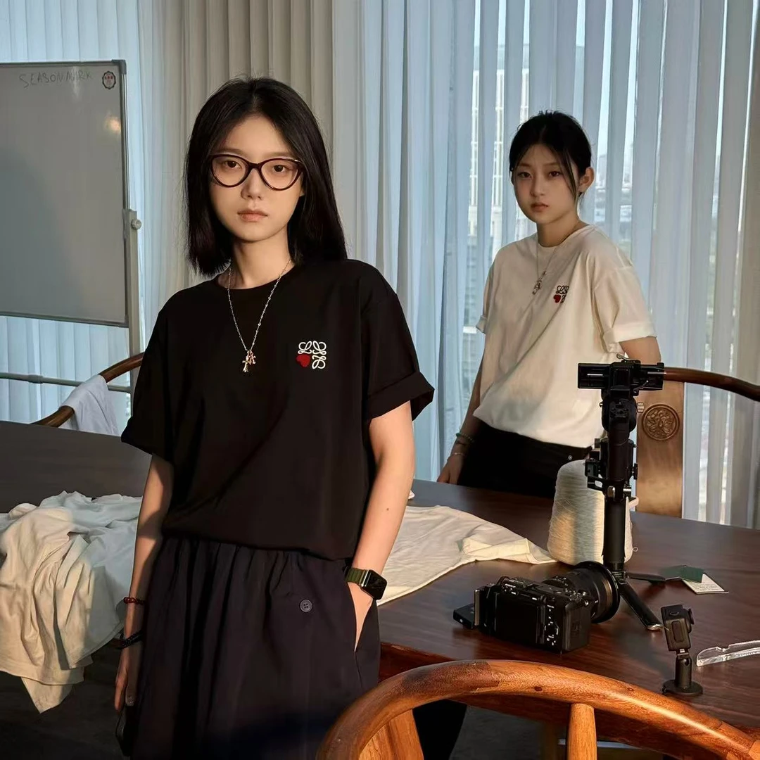 SEASONMARK新款爱心印花刺绣圆领时尚短袖休闲舒适百搭情侣款短袖