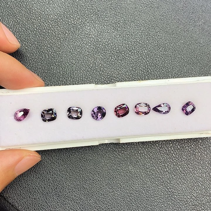 尖晶石裸石任选一颗