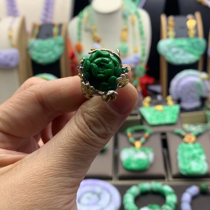 翡翠吊坠(不含链)银S925镶嵌Y****)翡翠戒指